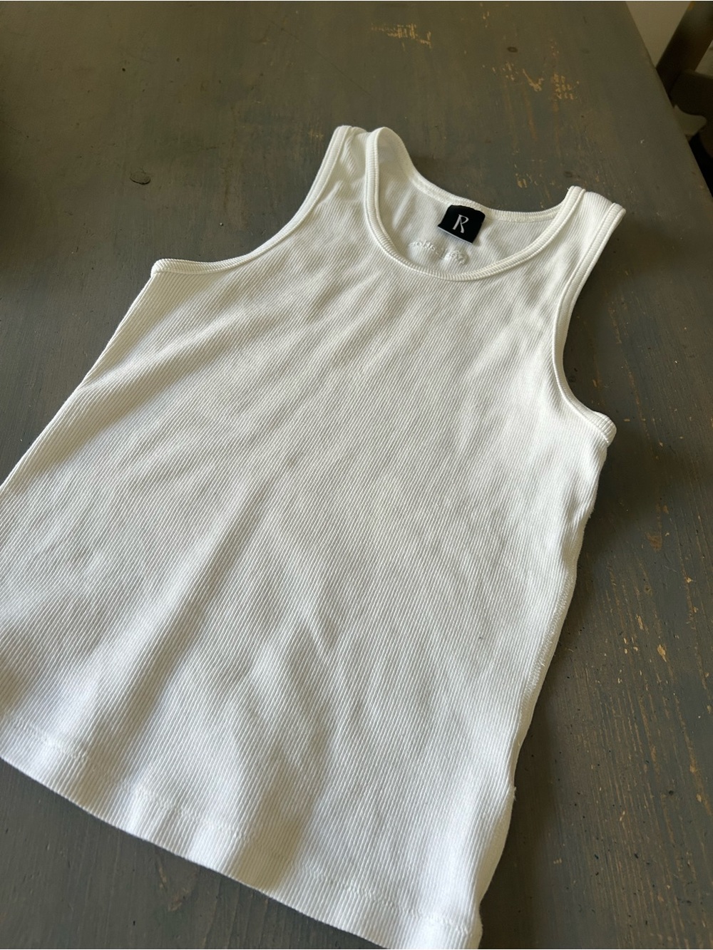 ~ Realisation Par white ribbed tank
Quality pre loved tank
Minor signs of use